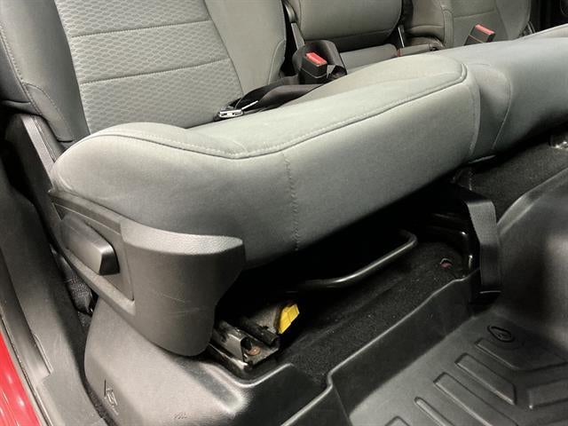 2018 RAM 1500 Express Quad Cab 4x4 6'4" Box