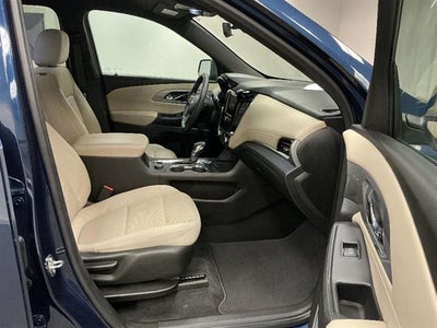 2022 Chevrolet Traverse LS