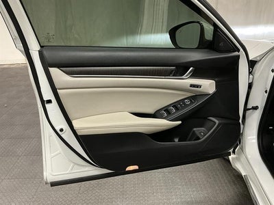 2019 Honda Accord Hybrid Touring