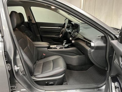 2024 Nissan Altima SR VC-Turbo FWD