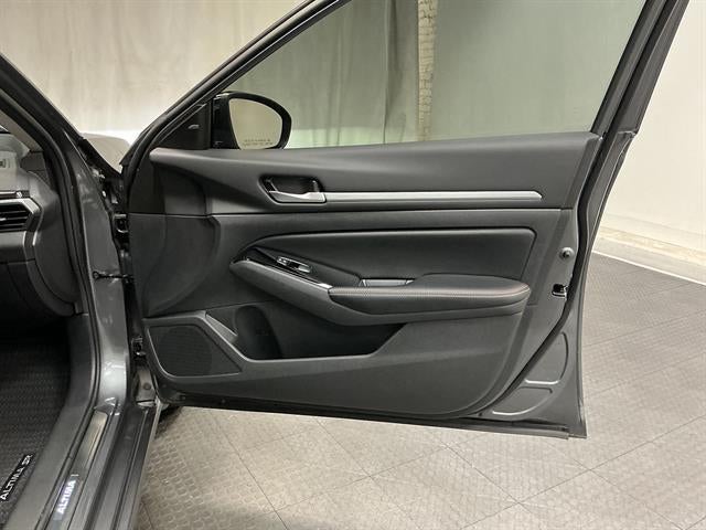 2024 Nissan Altima SR VC-Turbo FWD