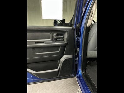 2017 RAM 2500 Tradesman Crew Cab 4x4 6'4" Box