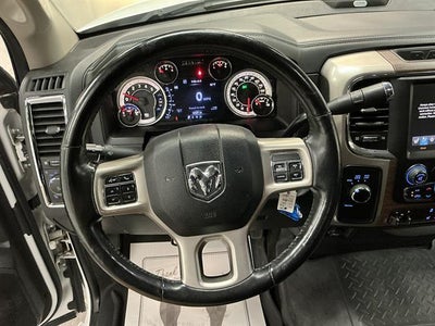 2017 RAM 2500 Laramie Crew Cab 4x4 6'4" Box