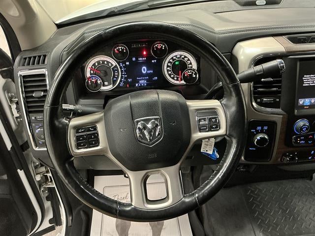 2017 RAM 2500 Laramie Crew Cab 4x4 6'4" Box