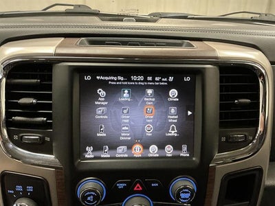 2017 RAM 2500 Laramie Crew Cab 4x4 6'4" Box