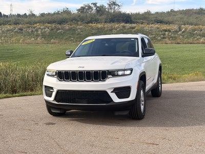 2023 Jeep Grand Cherokee Laredo