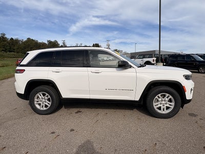 2023 Jeep Grand Cherokee Laredo