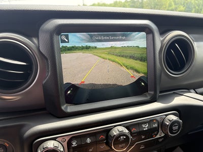 2023 Jeep Gladiator Willys