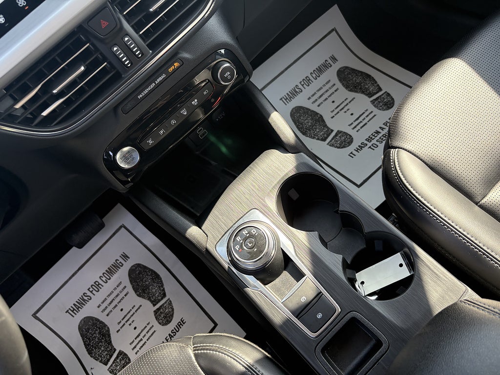 2024 Ford Escape Platinum
