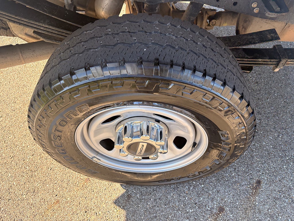 2024 Ford Super Duty F-350 SRW XL
