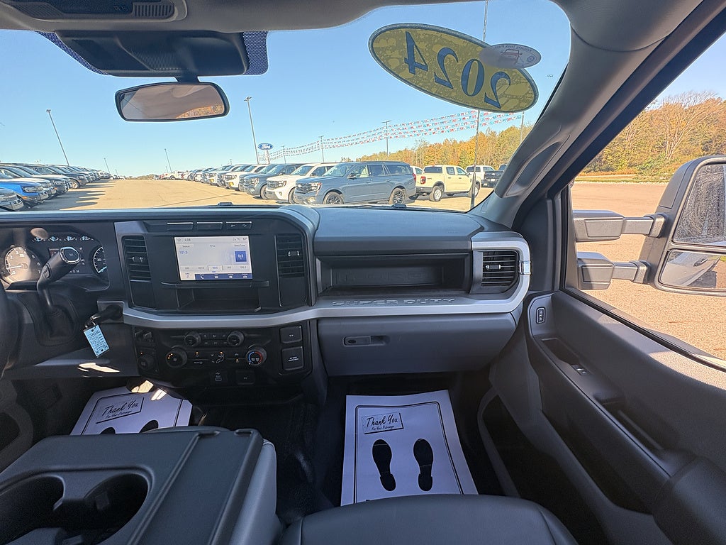 2024 Ford Super Duty F-350 SRW XL