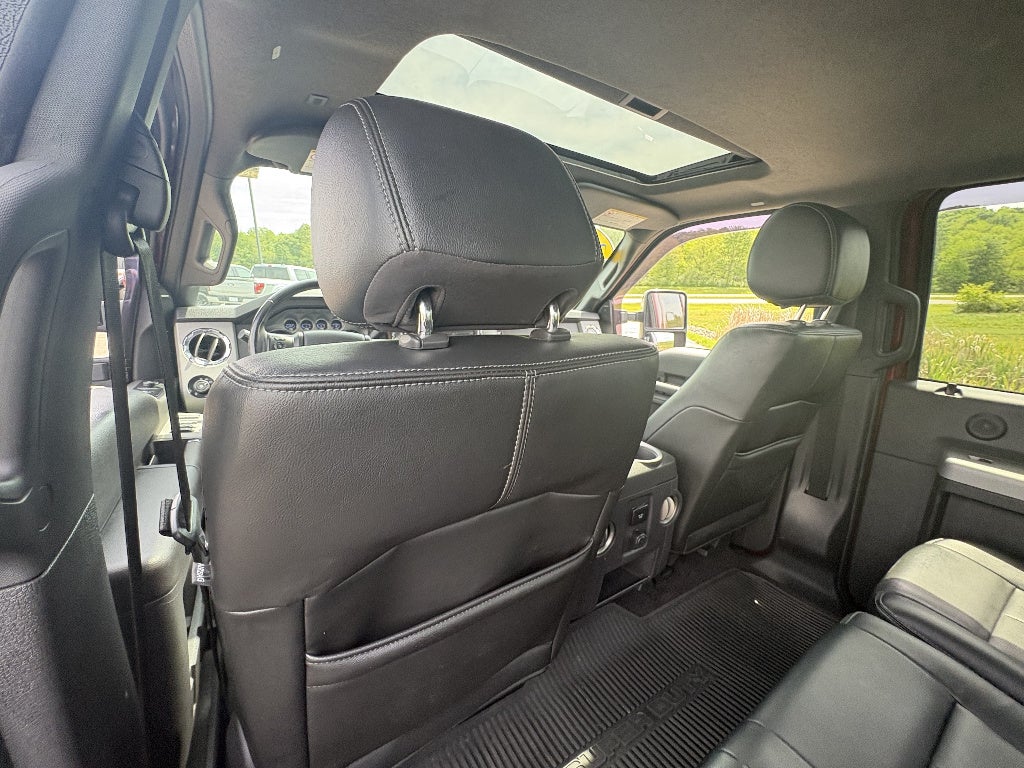 2015 Ford Super Duty F-350 SRW Lariat