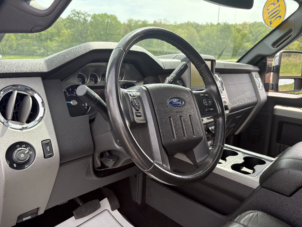 2015 Ford Super Duty F-350 SRW Lariat