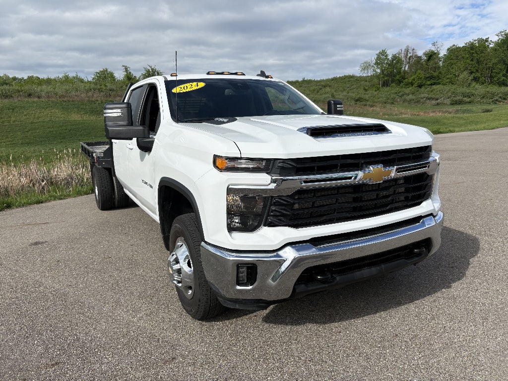 2024 Chevrolet Silverado 3500HD CC LT