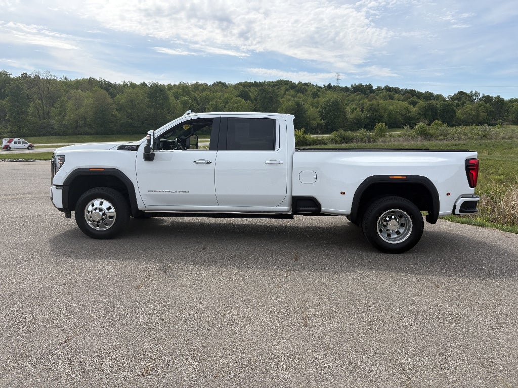 2024 GMC Sierra 3500HD Denali Ultimate