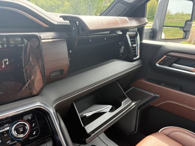 2024 GMC Sierra 3500HD Denali Ultimate