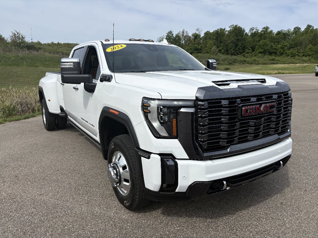 2024 GMC Sierra 3500HD Denali Ultimate