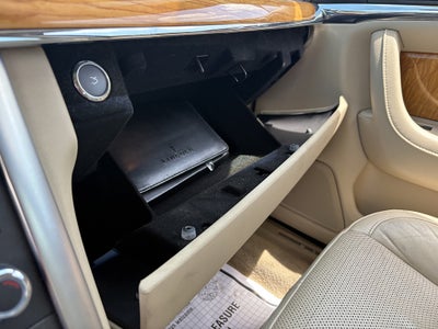 2011 Lincoln MKS Base