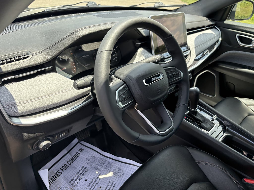 2024 Jeep Compass Latitude Lux