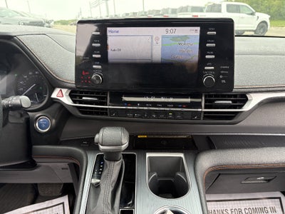 2023 Toyota Sienna XSE 7-Passenger