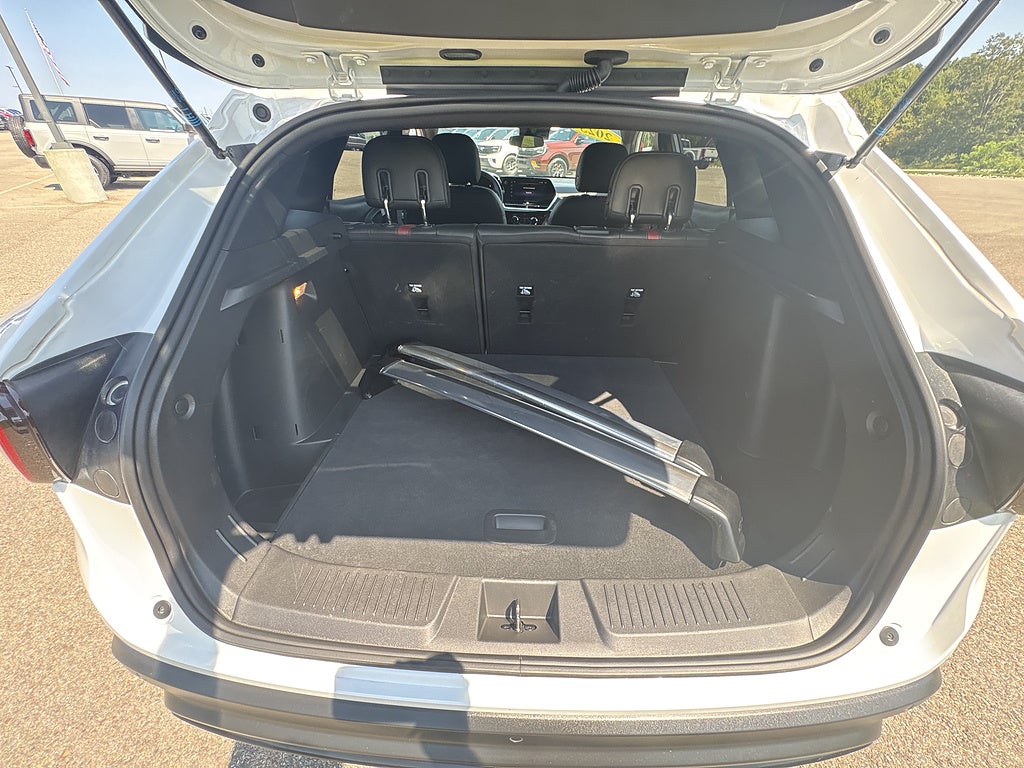 2025 Chevrolet Trax RS