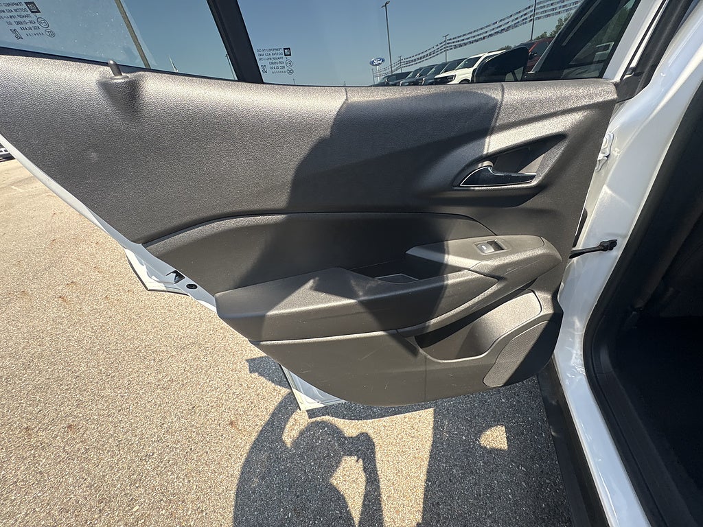 2025 Chevrolet Trax RS