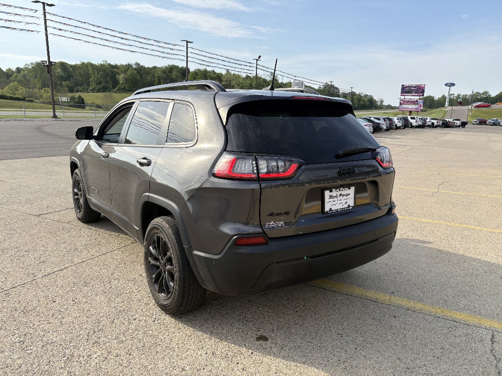 2023 Jeep Cherokee Altitude Lux