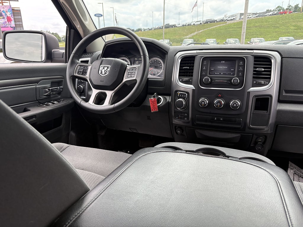 2024 RAM 1500 Classic SLT