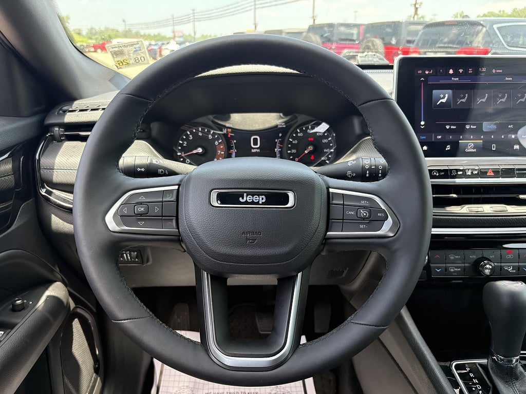 2025 Jeep Compass Latitude