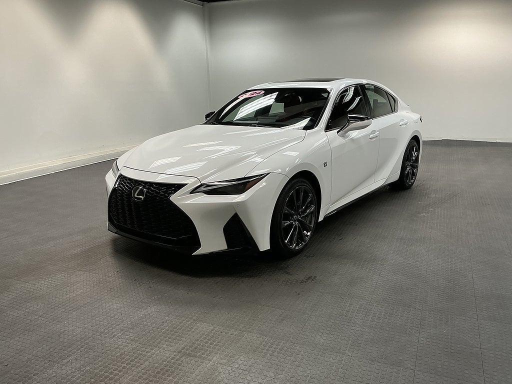 2024 Lexus IS 