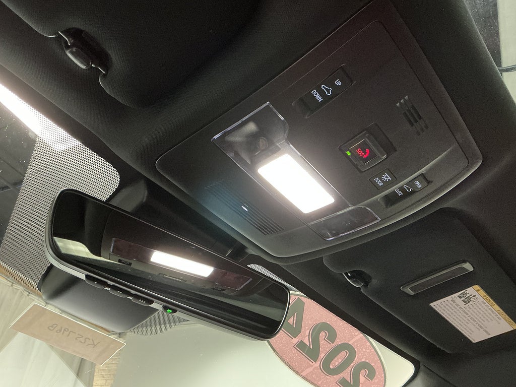 2024 Lexus IS 