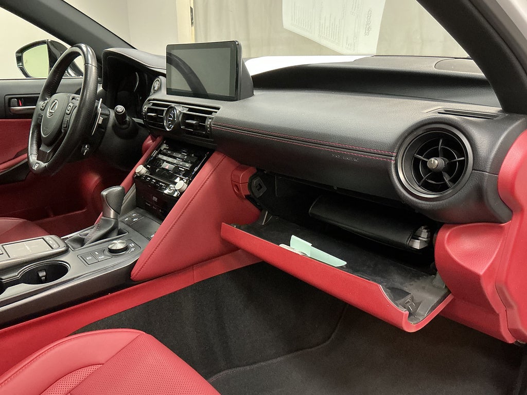 2024 Lexus IS 