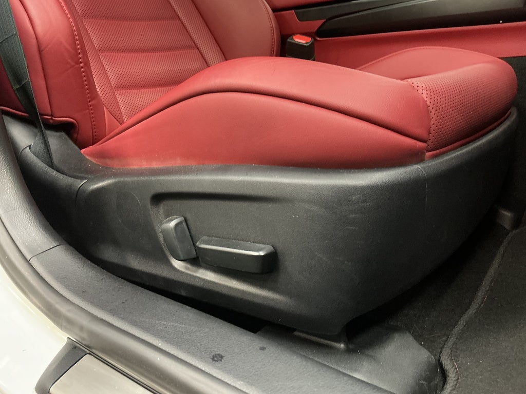 2024 Lexus IS 