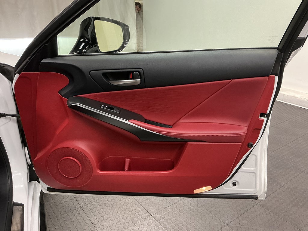 2024 Lexus IS 