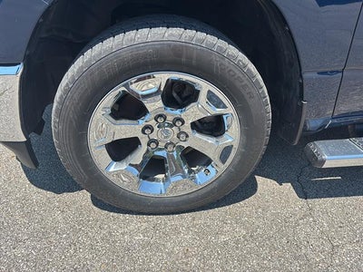 2019 RAM 1500 Big Horn/Lone Star Crew Cab 4x4 5'7' Box