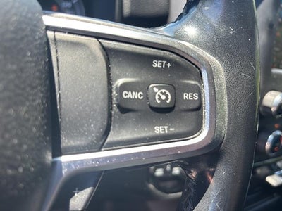 2019 RAM 1500 Big Horn/Lone Star Crew Cab 4x4 5'7' Box