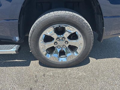 2019 RAM 1500 Big Horn/Lone Star Crew Cab 4x4 5'7' Box