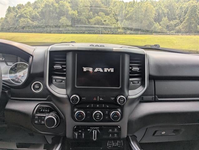 2022 RAM 1500 Big Horn Crew Cab 4x4 6'4' Box