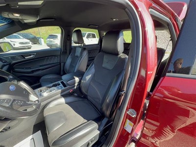 2021 Ford Edge ST