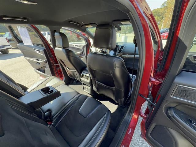 2021 Ford Edge ST