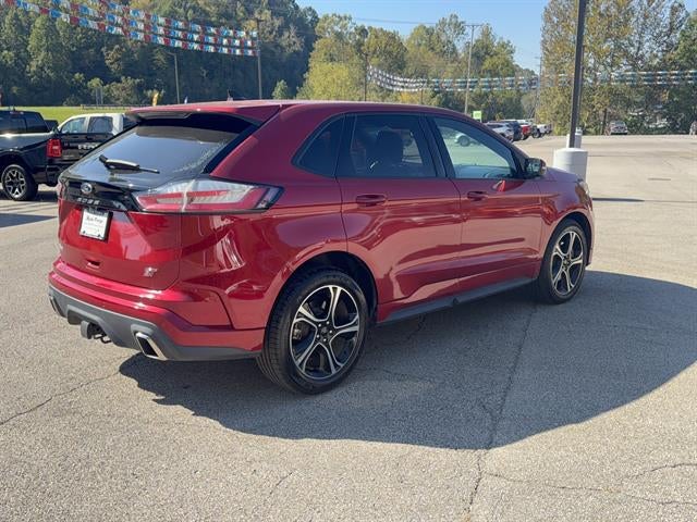 2021 Ford Edge ST