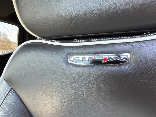 2023 GMC Sierra 1500 4WD Crew Cab Short Box AT4X