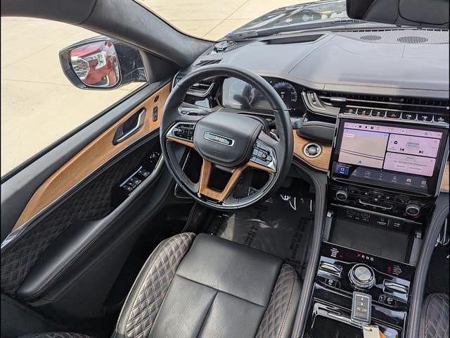 2023 Jeep Grand Cherokee Summit Reserve