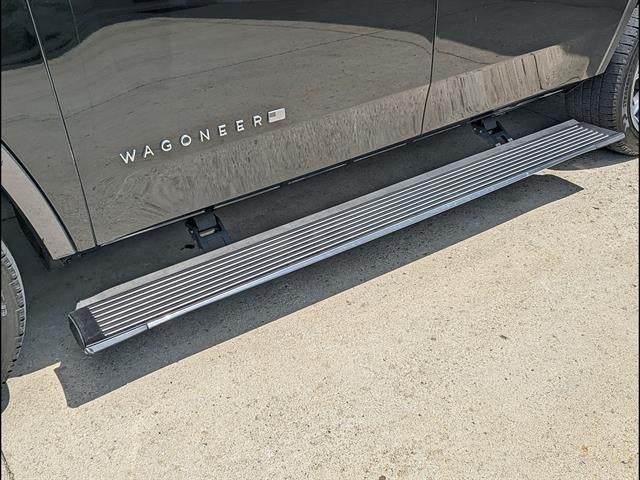 2022 Jeep Wagoneer Series III 4x4