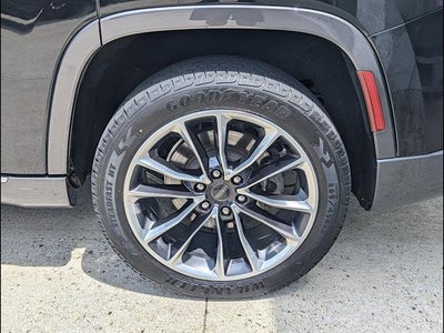 2022 Jeep Wagoneer Series III 4x4