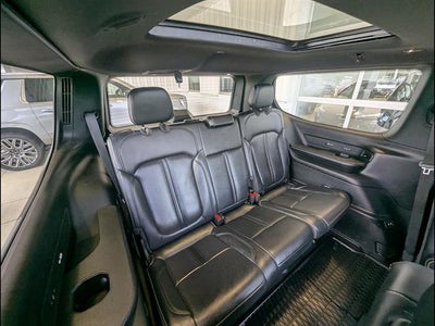 2022 Jeep Wagoneer Series III 4x4