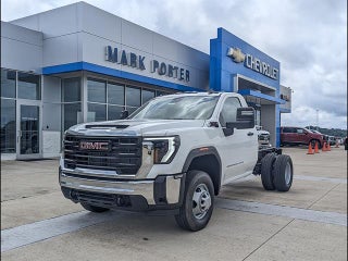 2026 GMC Sierra 3500 HD Chassis Cab Pro