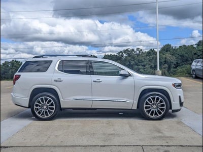 2020 GMC Acadia Denali