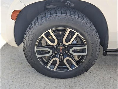 2023 GMC Yukon XL AT4