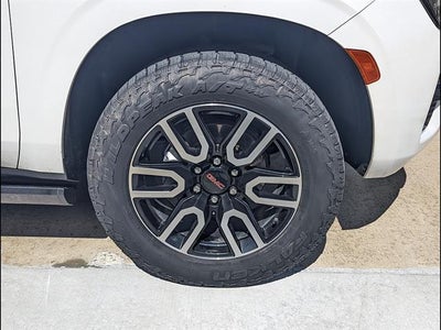 2023 GMC Yukon XL AT4